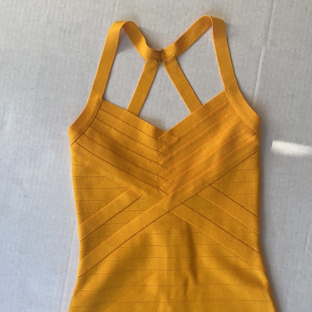 New GUESS BY MARCIANO Women's Bandage Dress - Picture 4 of 6